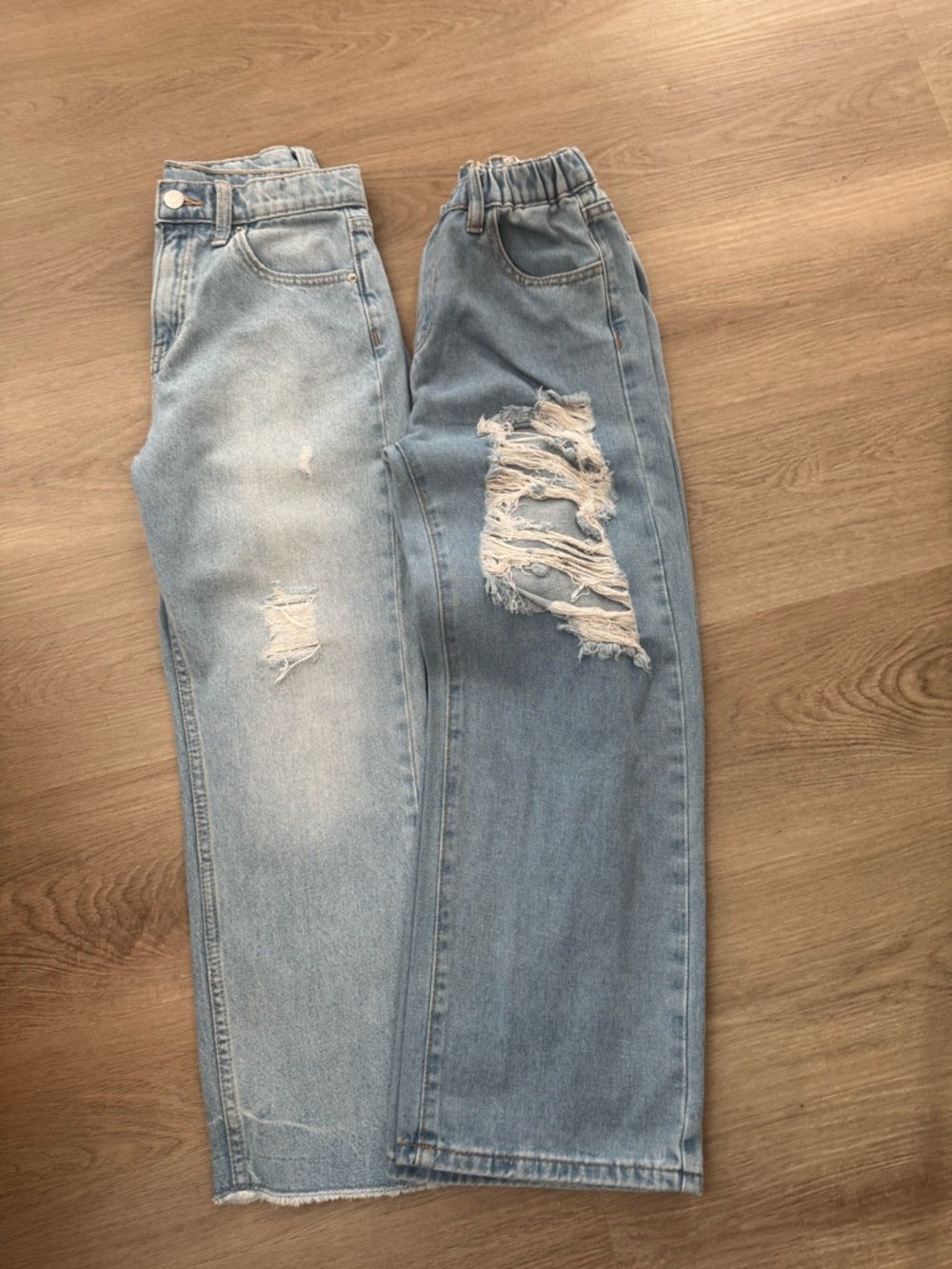Girls sizes10-11y Light Wash Distressed Straight-Leg Jeans (Pair)